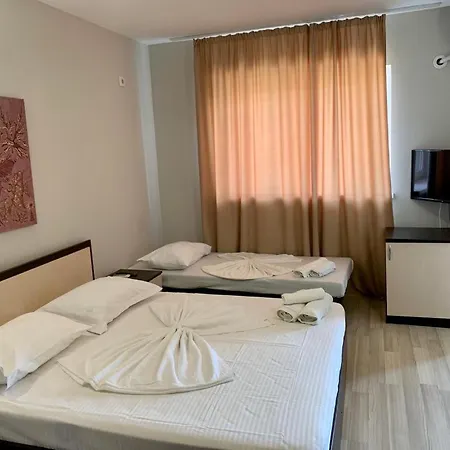 Casa Aryana בית הארחה אפורי נורד