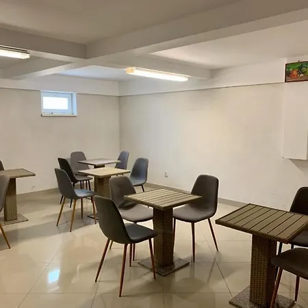 Casa Aryana בית הארחה *